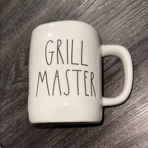 3/$30 Rae Dunn grill master ceramic mug with‎ red interior